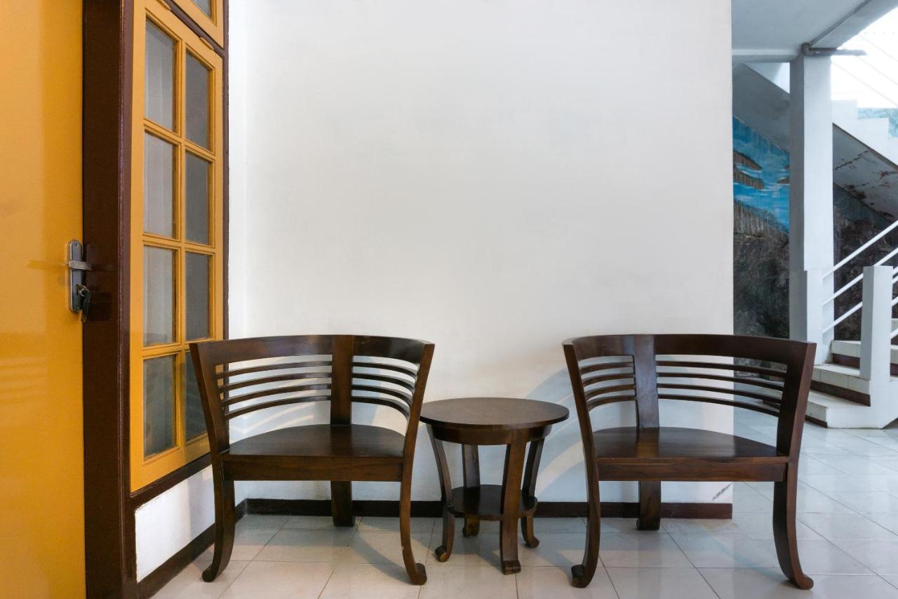 Reddoorz At Pujon Malang Batu (East Java) Exterior foto