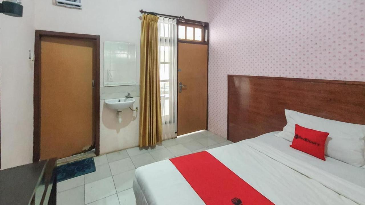 Reddoorz At Pujon Malang Batu (East Java) Exterior foto